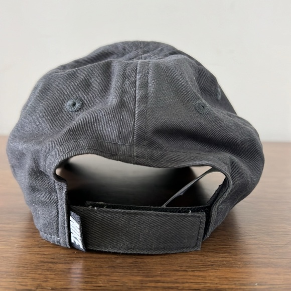 NIKE Infant Baseball Cap - Picture 3 of 6